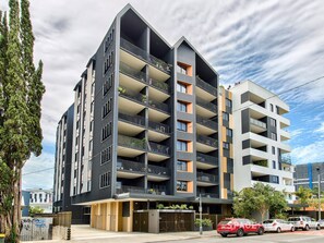 อพาร์ทเมนท์ | ฝ่ายต้อนรับ