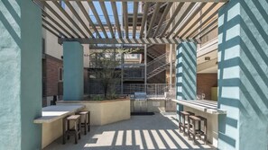 Property grounds - Cozy Stay near ASU | Balcony,Gym,Pool,W/D,Parking (Tempe)