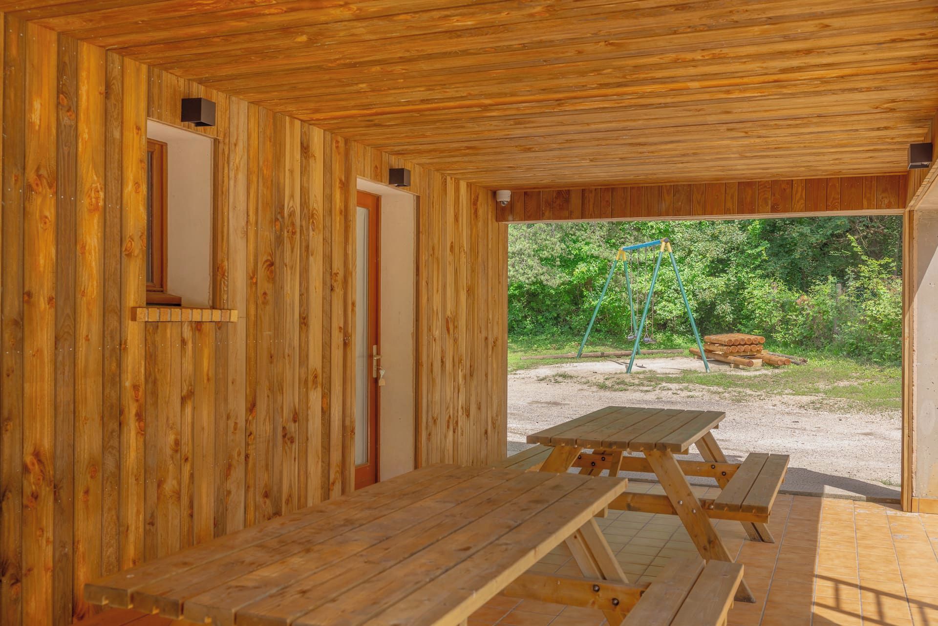 Terrasse du chalet indépendant (10 couchages, en option)