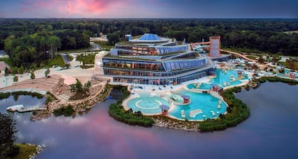 La Donaclaudré - Large 63-person group gîte in the heart of nature, 1 hour from Paris.