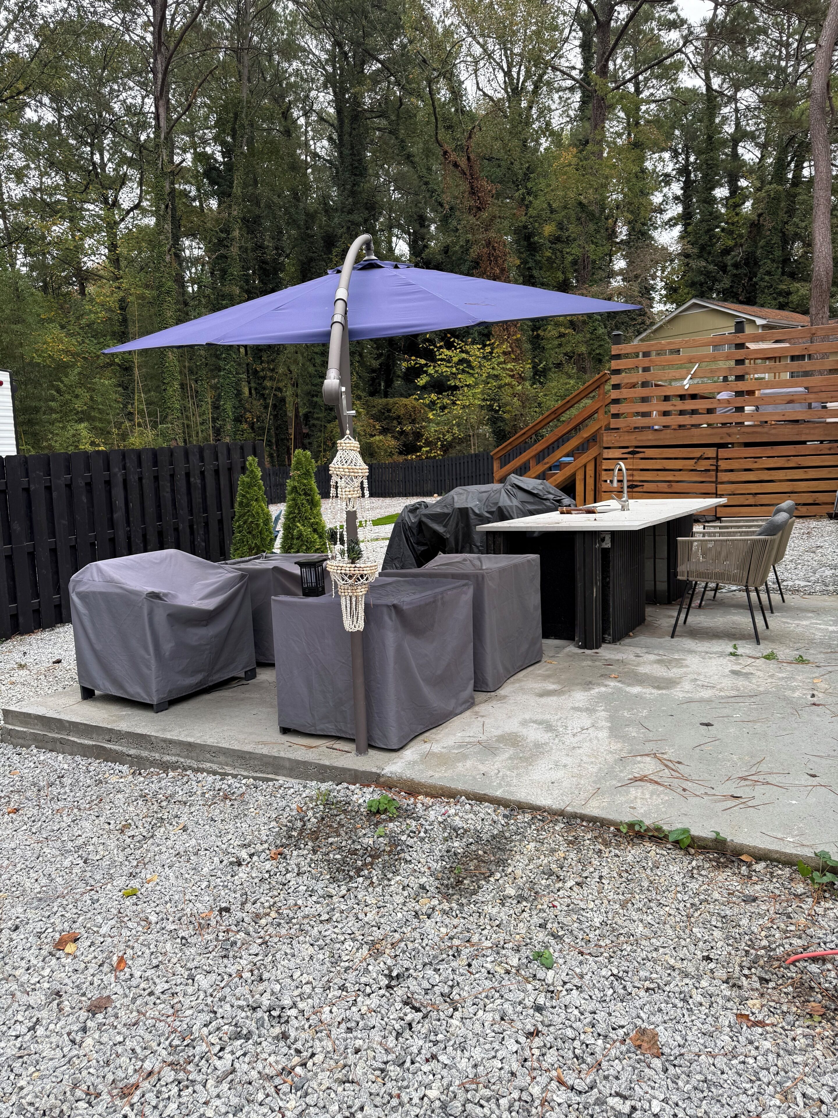 屋外ダイニングエリア