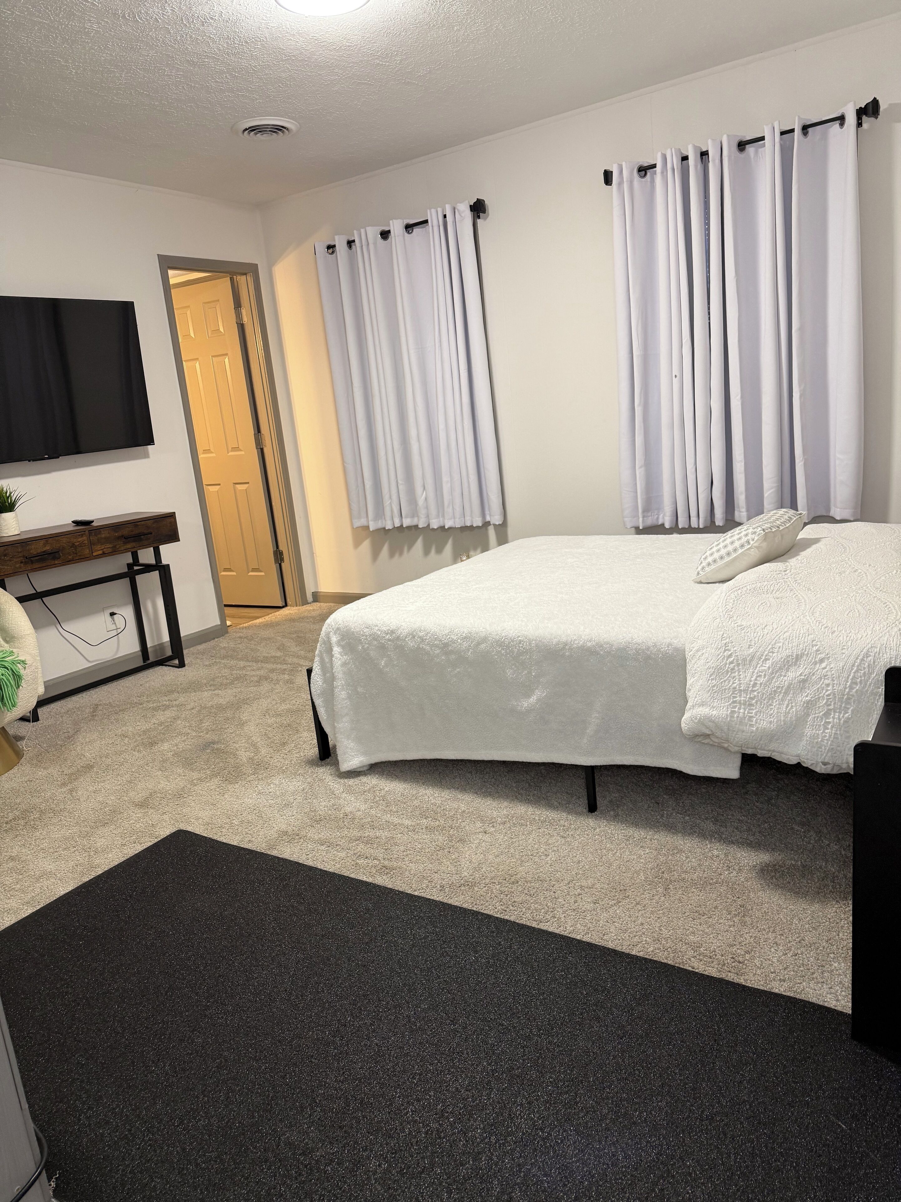 1 bedroom, iron/ironing board, WiFi, bed sheets