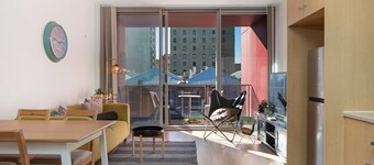 Chic Apartment in Heart of Adelaide