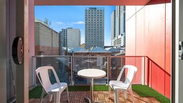 Căn hộ | Ban công