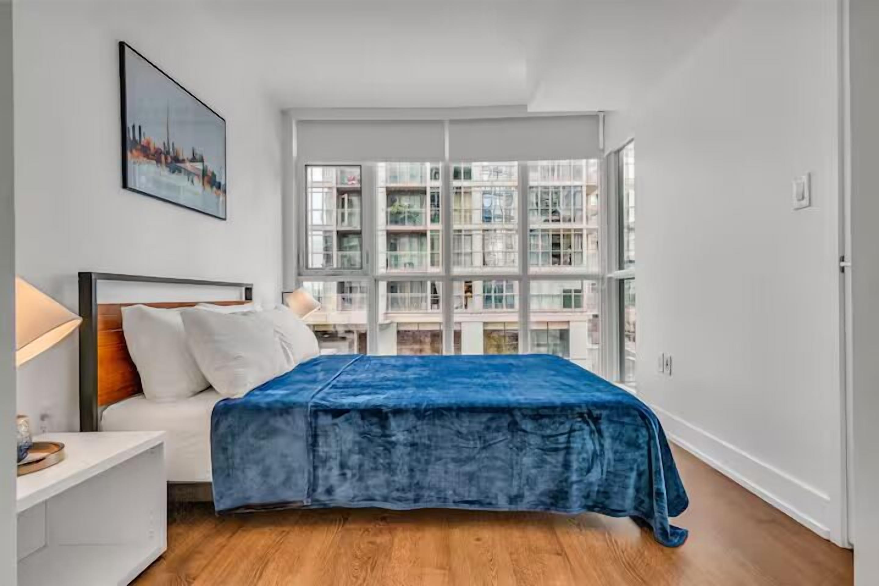 Luxury Suite, City View | Laptop workspace, iron/ironing board, free WiFi, bed sheets