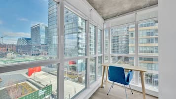 Kamar Single Mewah, pemandangan kota | Balkon