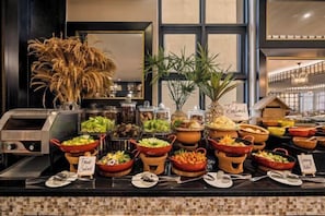 Dining - Sanouva Danang Hotel - Daily Afternoon Tea Inclusive (Da Nang)