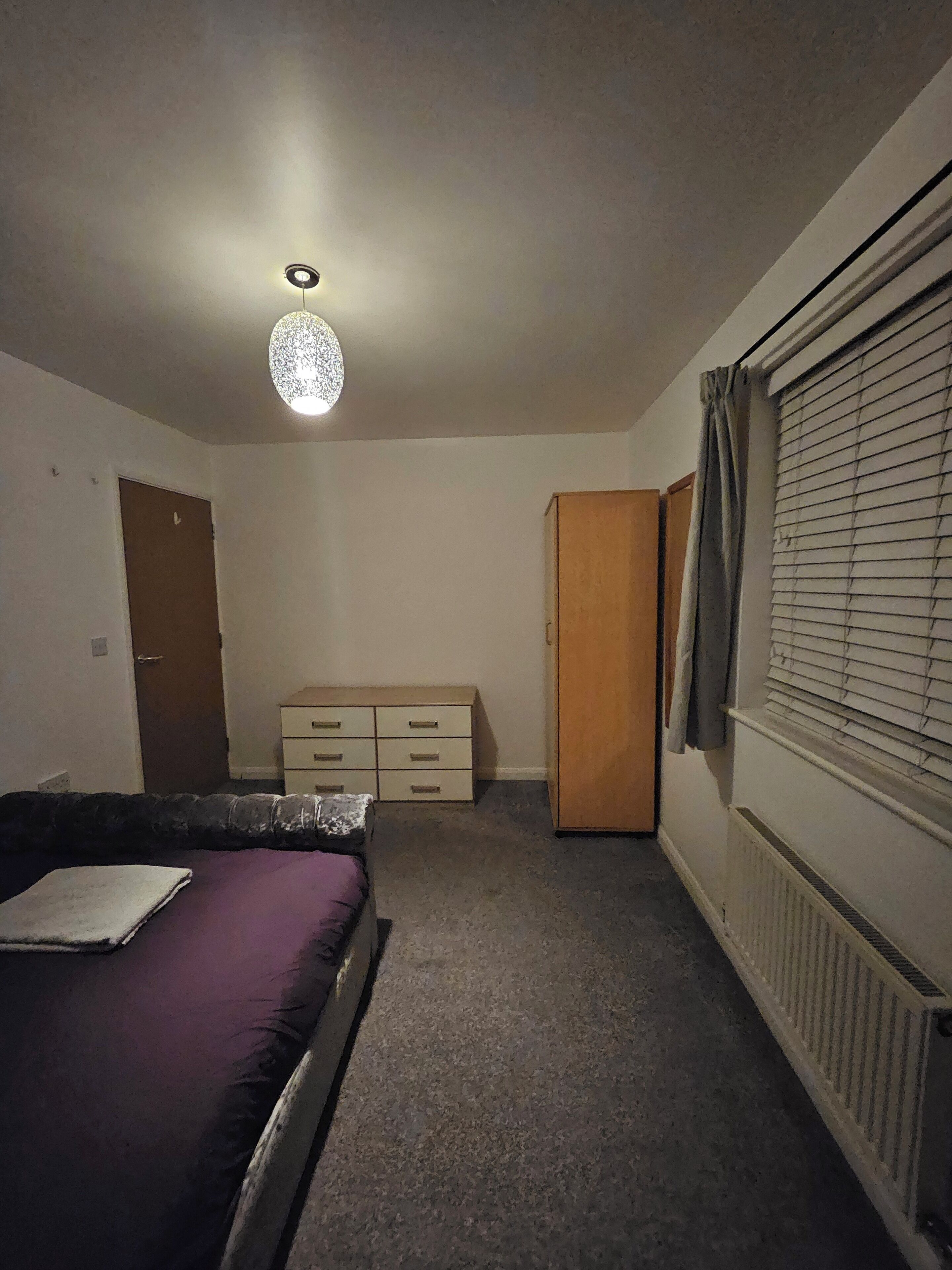 2 makuuhuonetta, silitysrauta/-lauta, Wi-Fi, vuodevaatteet