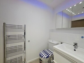 Whirlpool, Handtücher, Toilettenpapier