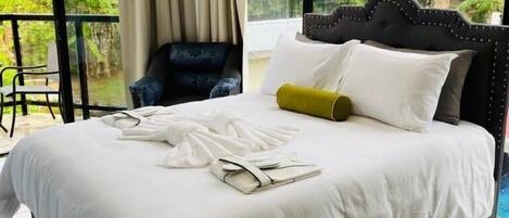 Classic Double Room, Balcony | In-room safe, laptop workspace, blackout curtains, iron/ironing board