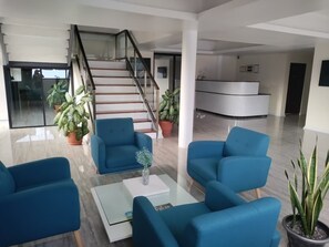Lounge - The Alexandria Marquis Hotel & Resorts (San Ignacio)