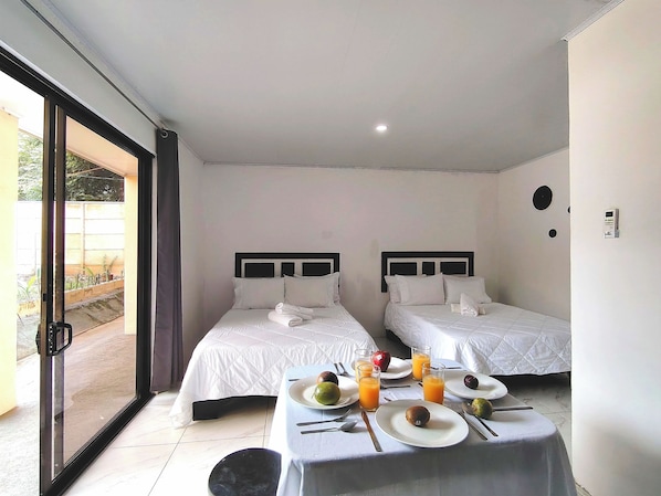 WiFi, bed sheets