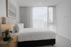 2 bedrooms, laptop workspace, iron/ironing board, bed sheets - Spacious 2-bed Apartment in North Fremantle (Perth)