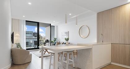 Spacious 2-bed Apartment in North Fremantle