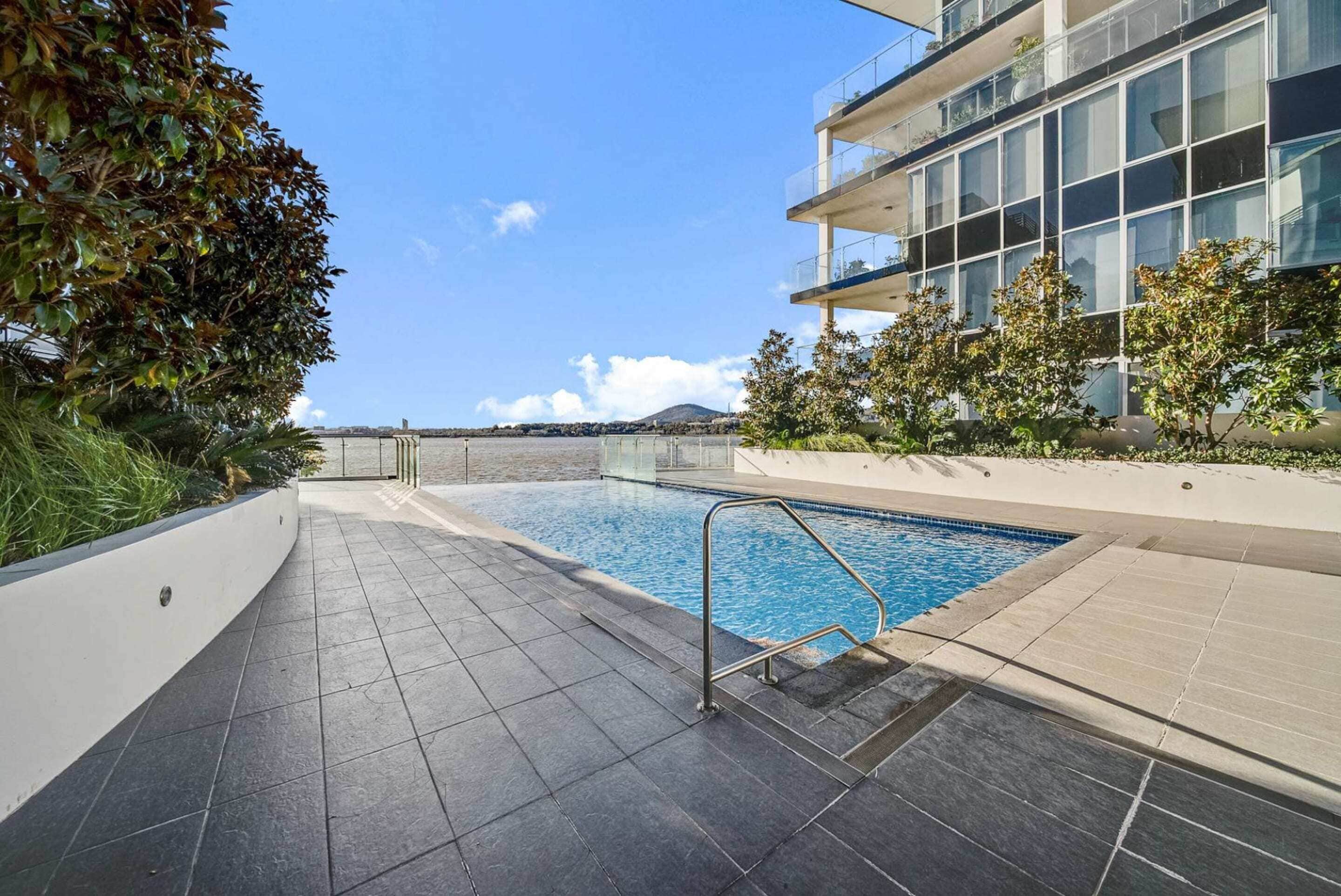 Apartment | Pool | Outdoor pool