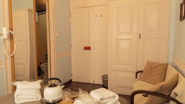 Standard Double Room | Free WiFi