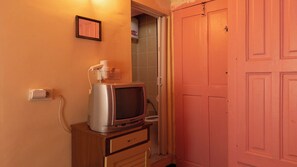 Double Room | Free WiFi