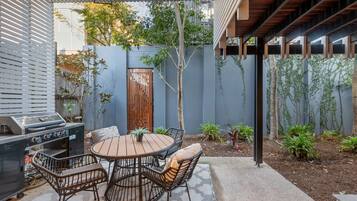 Căn hộ | Ban công