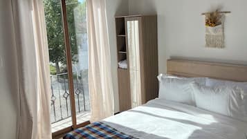 2 chambres, fer et planche Ă repasser, Wi-Fi, draps fournis