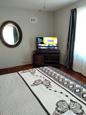 2 habitaciones, tabla de planchar con plancha y wifi gratis 