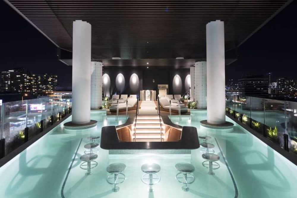 City Escape With Balcony & Resort-style Amenities - Bunya