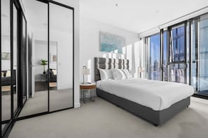 Apartment | 1 bedroom, iron/ironing board, bed sheets
