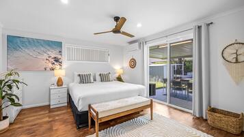 Căn hộ | 3 phòng ngủ, khu vực làm việc phù hợp cho laptop