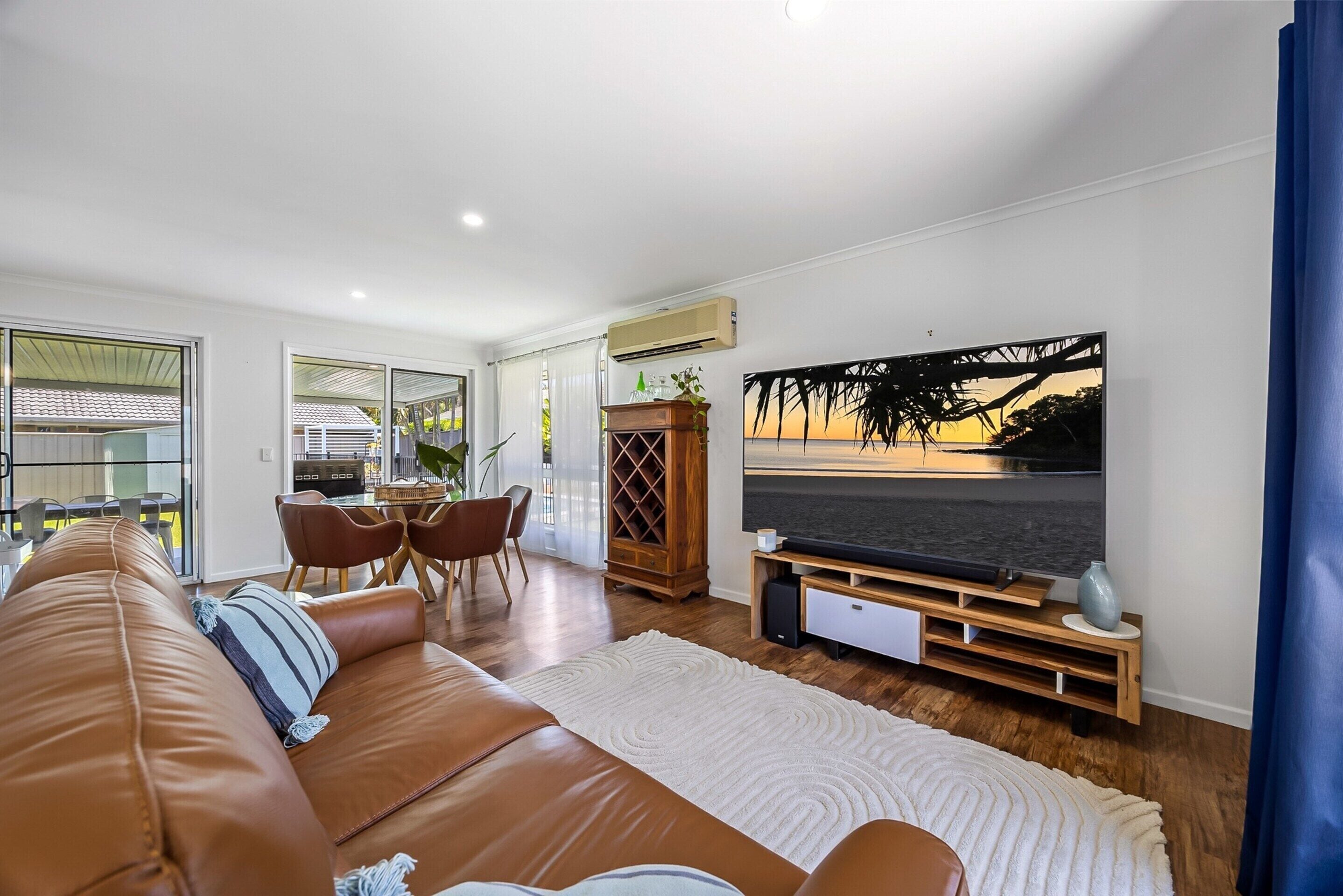 Căn hộ | Phòng khách | Lò sưởi 