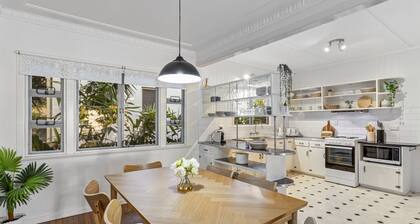 Beachside 3-bed Family Home With Parking & Veranda