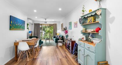 Seaside Serenity: Charming 2-bedroom Getaway