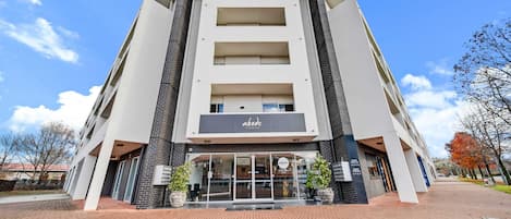 Apartment | Exterior
