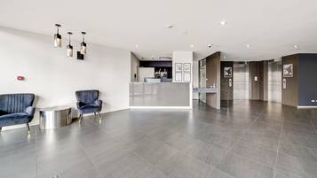 Apartment | Lobby