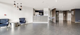 Comfy Lakeside 1-bed With Secure Parking