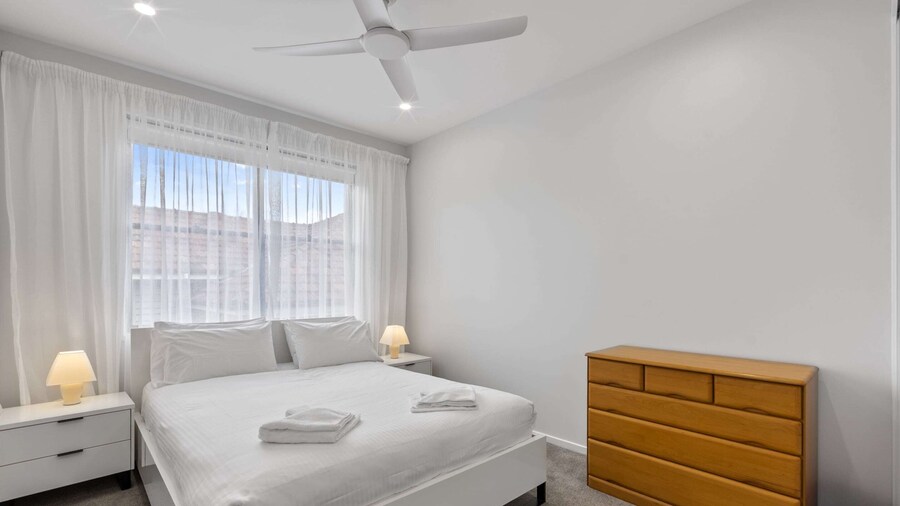 スペーシャス 3 ベッド クレイフィールド ハウス ウィズ パティオ アンド BBQ