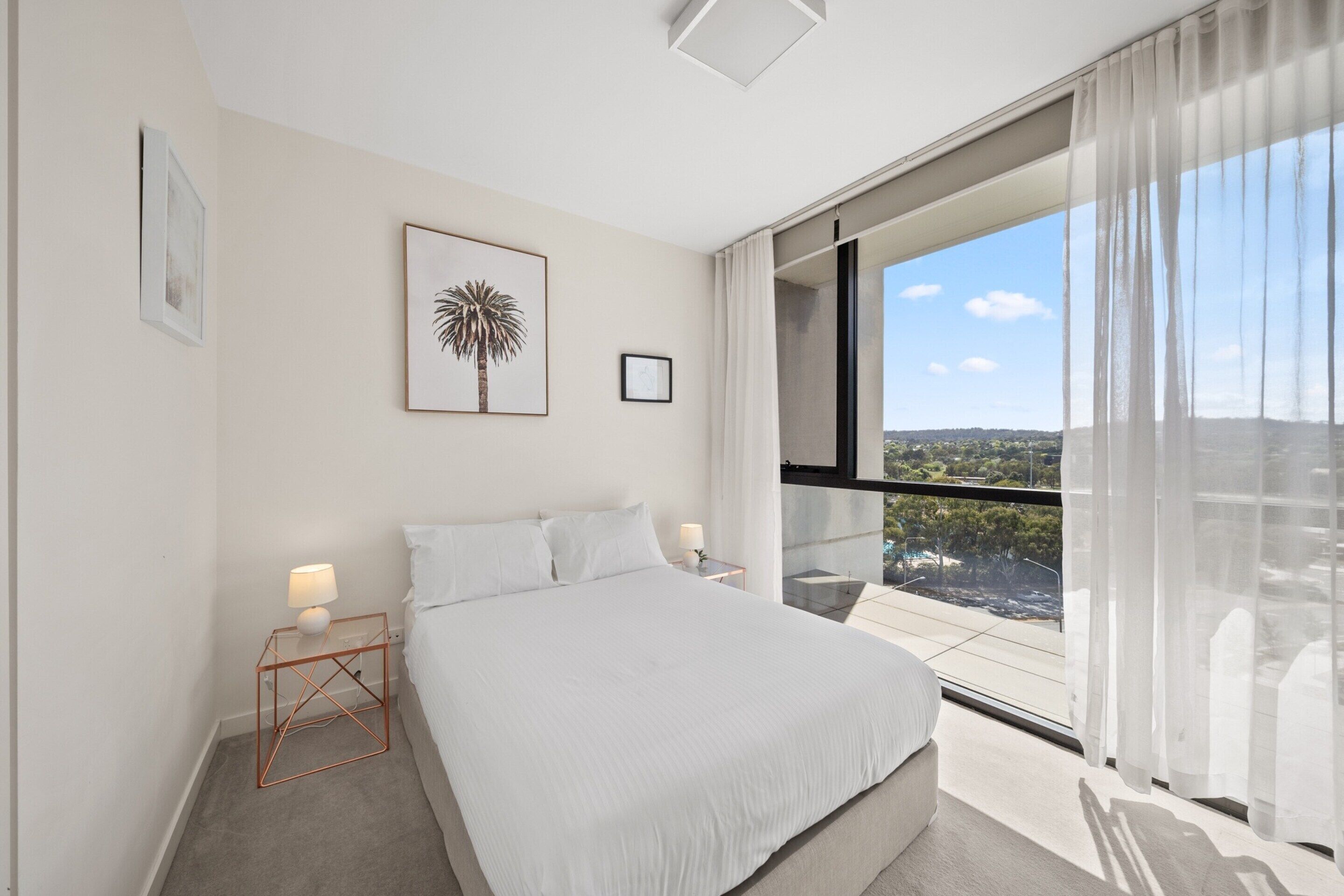 2 bedrooms, iron/ironing board, bed sheets