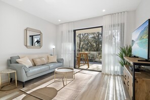 Apartment | Living area - Stylish 1-bed Apartment With Rooftop Access (Perth)