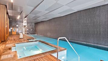 Apartment | Pool | Indoor pool, outdoor pool