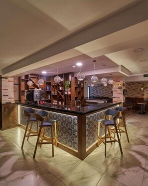 Bar (on property) - Asli Makon Hotel (Tashkent)