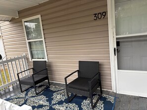 Terrace/patio - Charming 2-bedroom house in wonderful Rocky Mount (Rocky Mount)