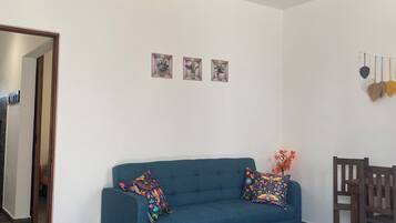 Departamento | Área de sala de estar | Televisión de pantalla plana de 32 pulgadas con canales digitales