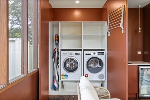 Apartment | Bathroom