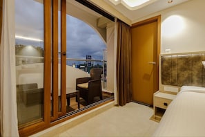 Classic Double Room, Balcony, City View | Balcony - Olwen Suites (Kanayannur)