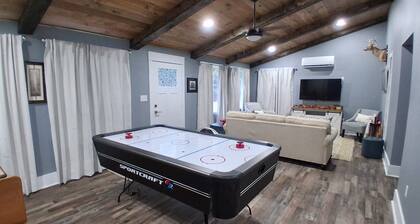 Well appointed house with outdoor space for kiddos to throw the ball in Cabot