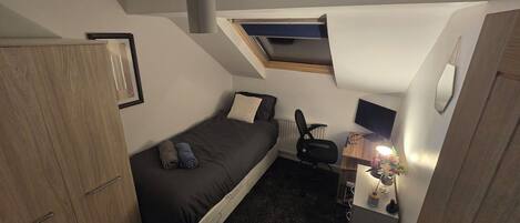 3 chambres, fer et planche à repasser, Wi-Fi