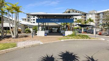 Apartment | Reception