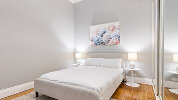 Căn hộ | 4 phòng ngủ, bàn ủi/dụng cụ ủi quần áo