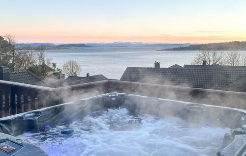 Awesome home in Nedstrand with sauna