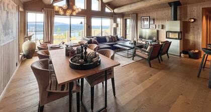 Amazing home in Gålå with sauna