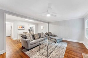 TV connectée, cheminée