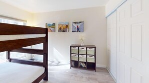 2 habitaciones, tabla de planchar con plancha y wifi gratis